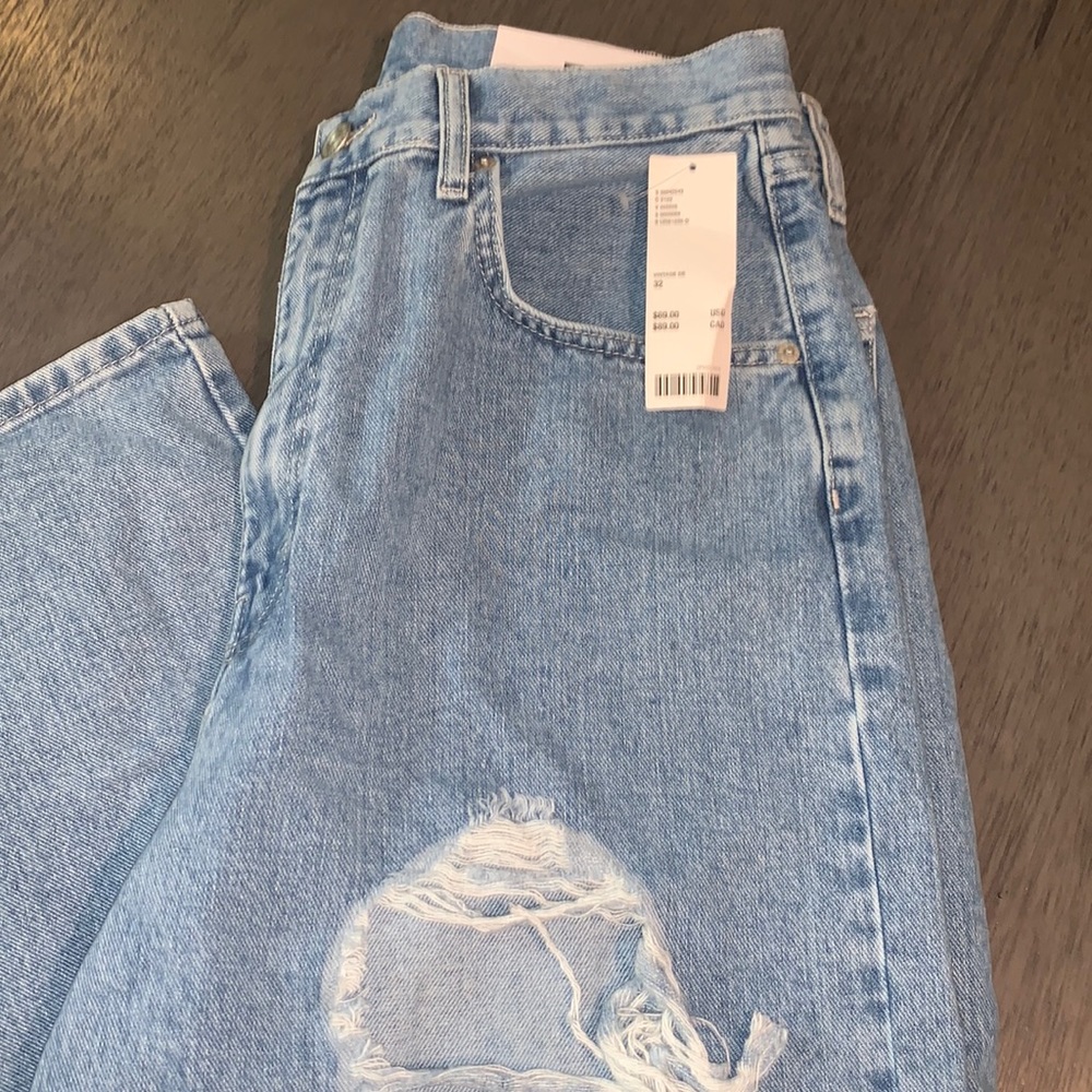 BDG high rise baggy sz 32
